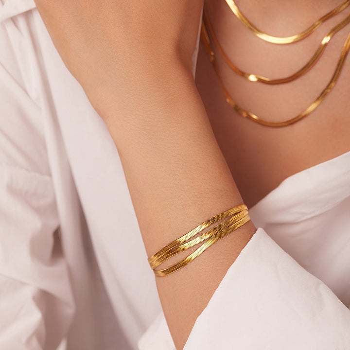 Sofie – Collar de múltiples capas de oro fino.