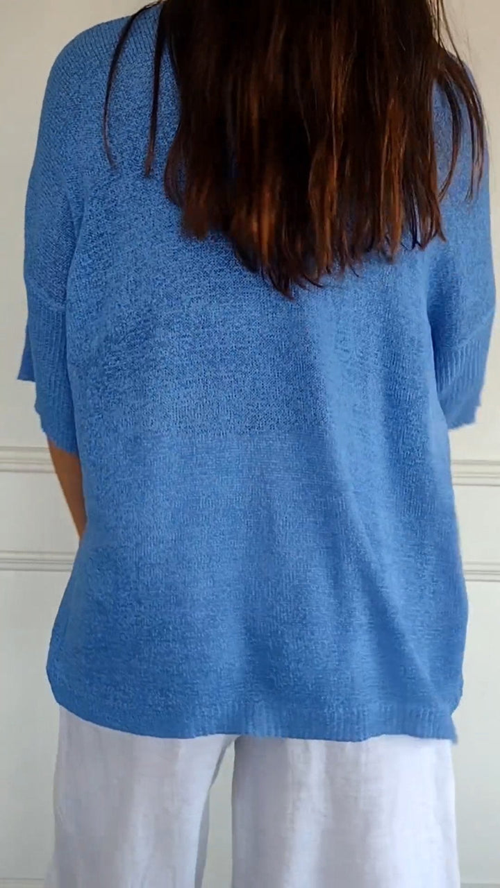 Clovelly | Top atemporal con cuello en V