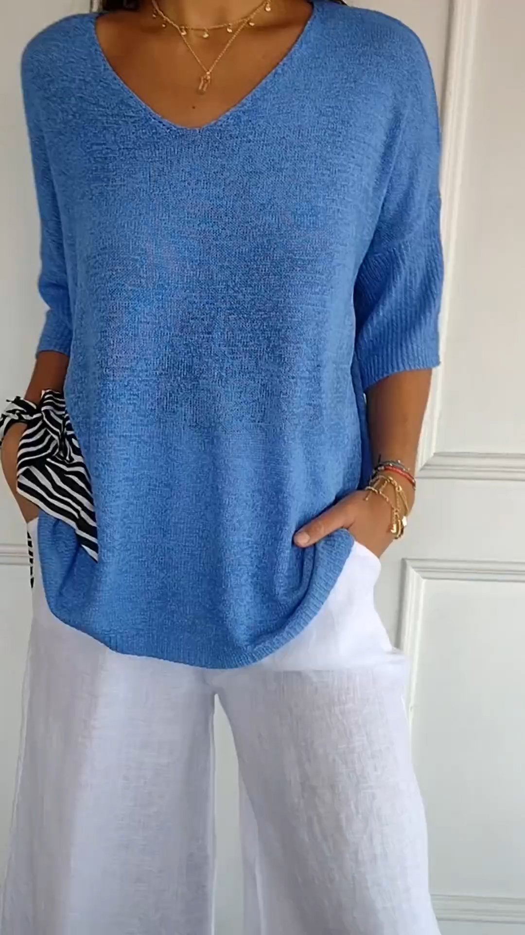 Clovelly | Top atemporal con cuello en V